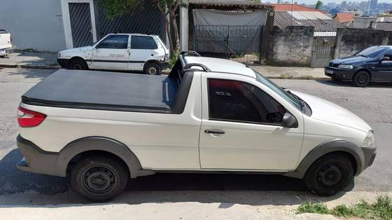 FIAT STRADA 1.4 MPI HARD WORKING CS 8V FLEX 2P MANUAL FIAT STRADA 1.4 MPI HARD WORKING CS 8V FLEX 2P MANUAL